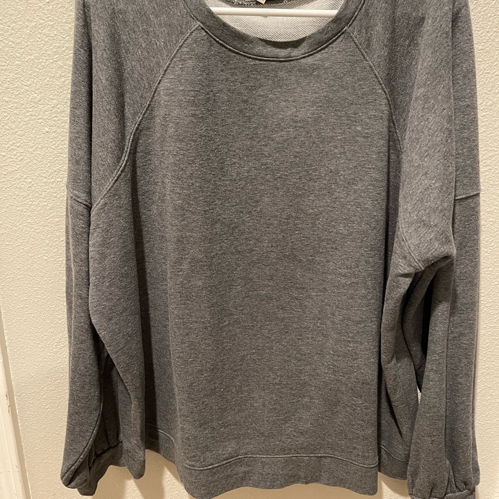 LOFT Outlet Sweatshirt 🌸